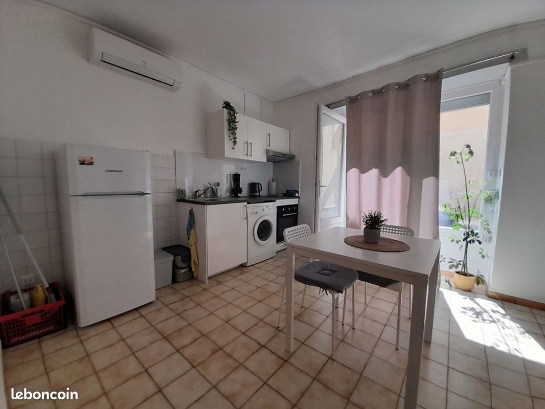 Appartement à louer, 24m², Roquemaure