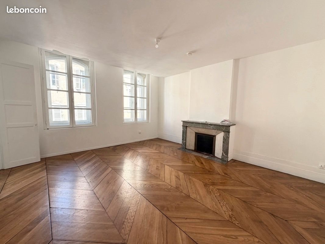 Appartement à louer, 94m², Auch