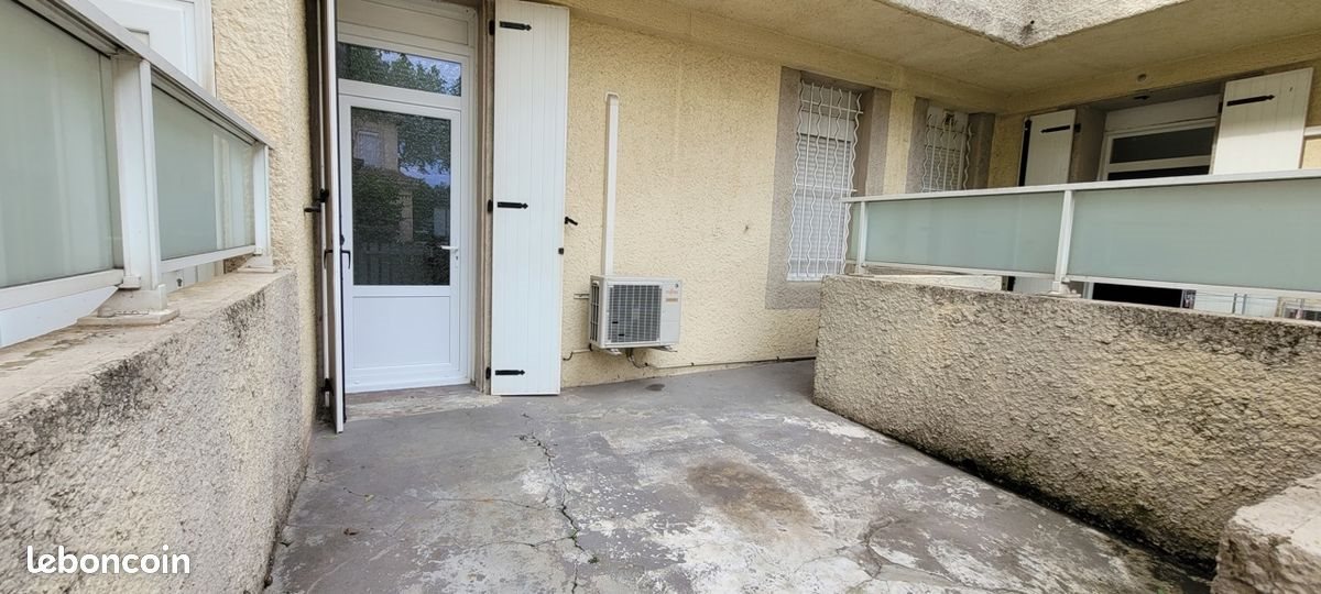 Appartement à louer, 29m², Nîmes