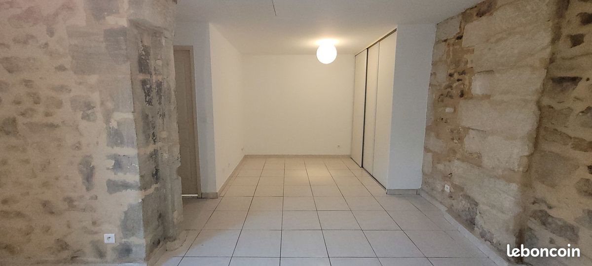 Appartement à louer, 30m², Lunel