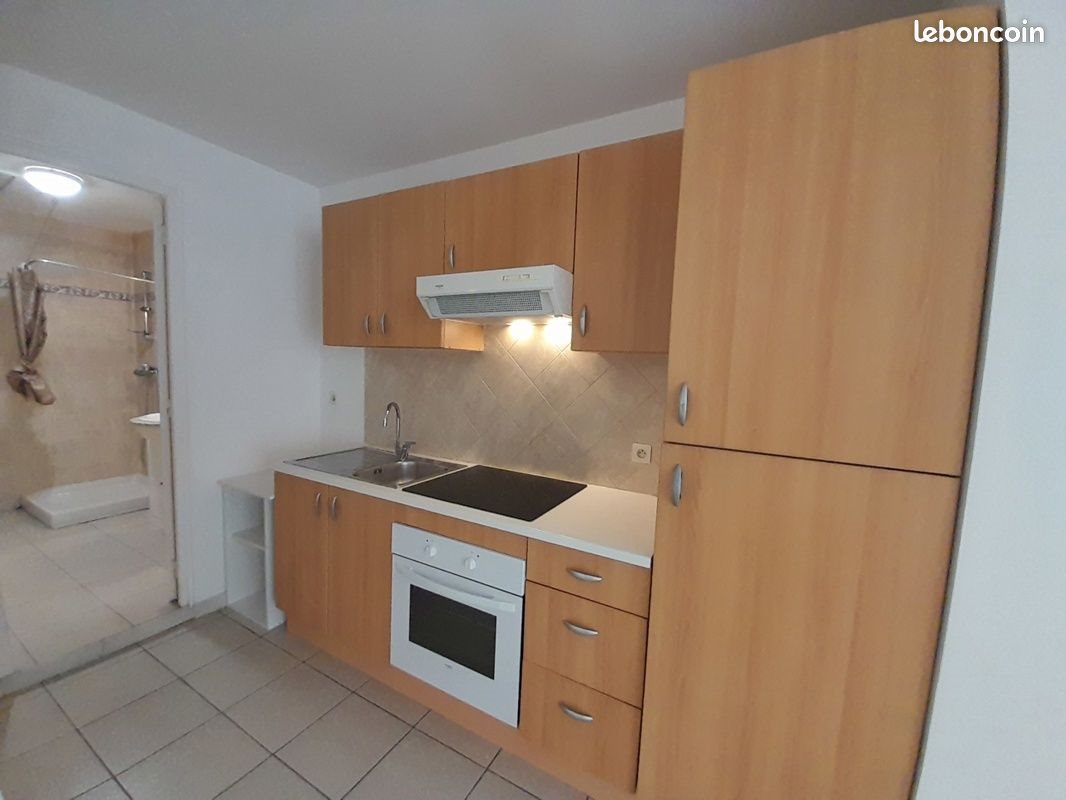 Appartement à louer, 46m², Mazan