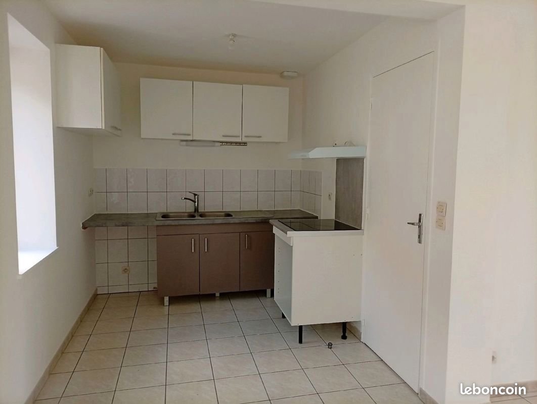 Appartement à louer, 54m², Chéroy