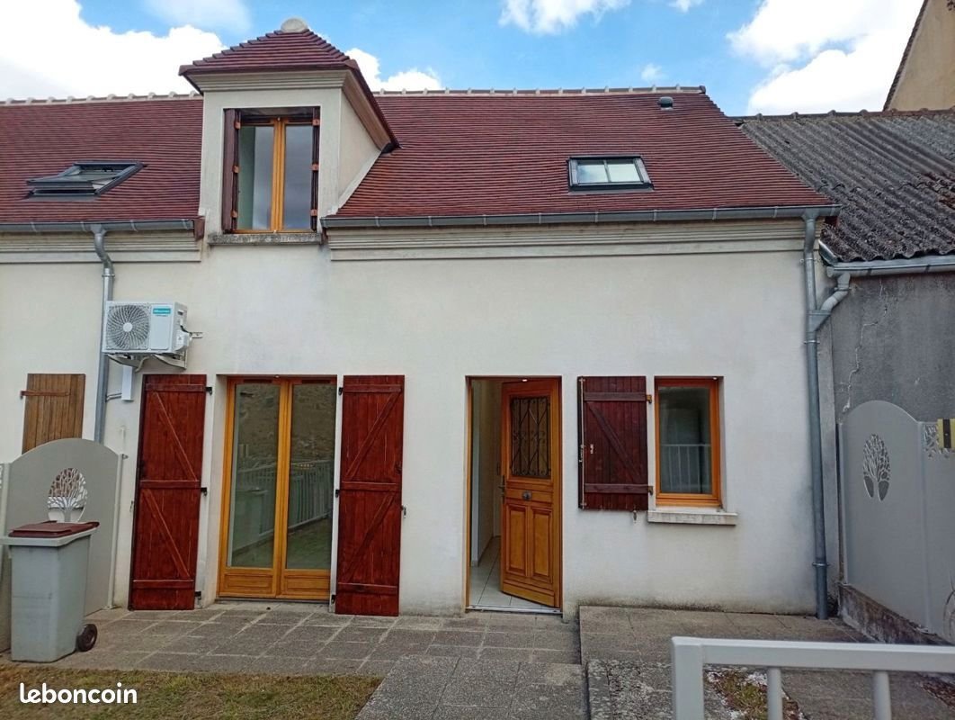 Appartement à louer, 54m², Chéroy
