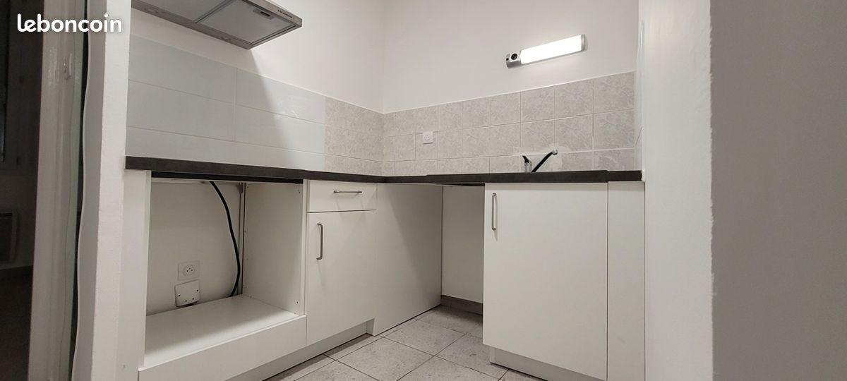 Appartement à louer, 42m², Lunel