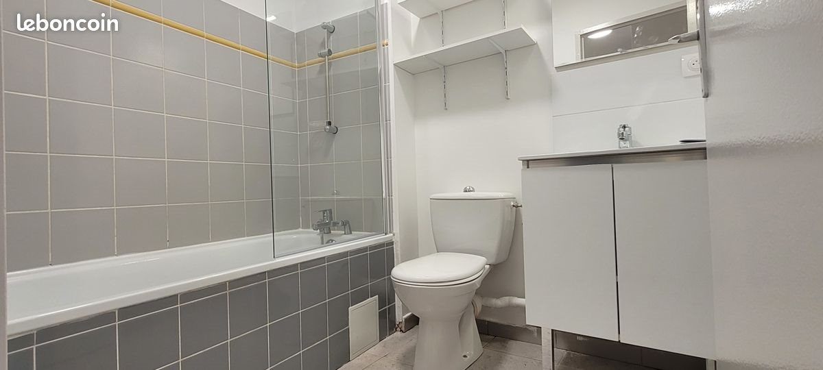 Appartement à louer, 42m², Lunel