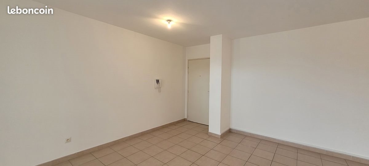 Appartement à louer, 50m², Saint-Martin-de-Crau