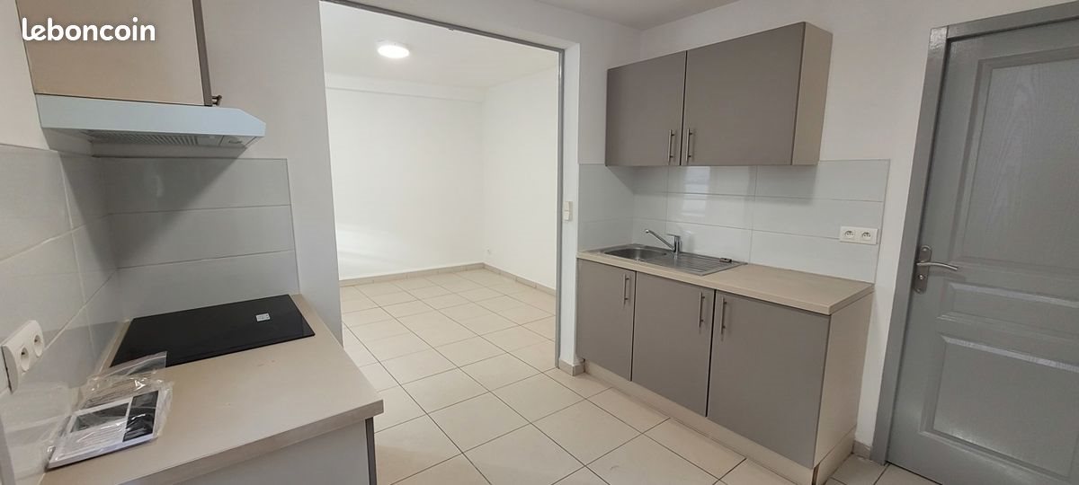 Appartement à louer, 34m², Beaucaire