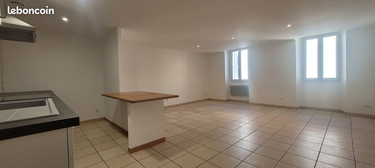 Appartement à louer, 80m², Alès
