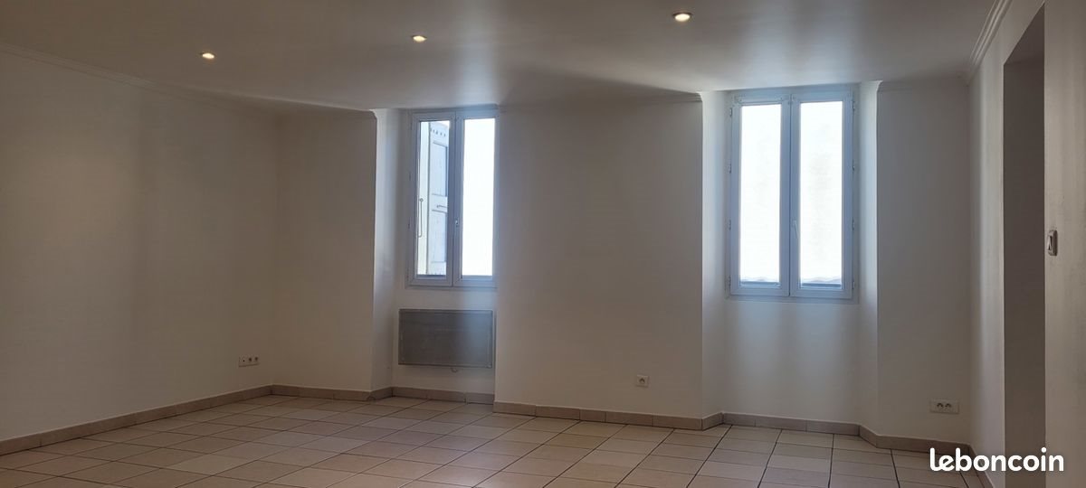 Appartement à louer, 80m², Alès
