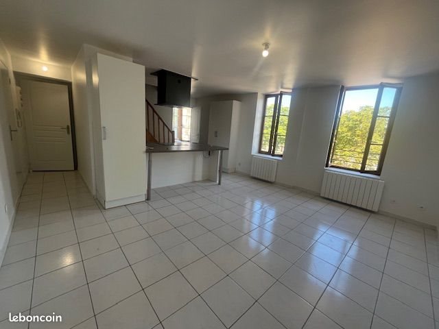Appartement à louer, 70m², Caudecoste