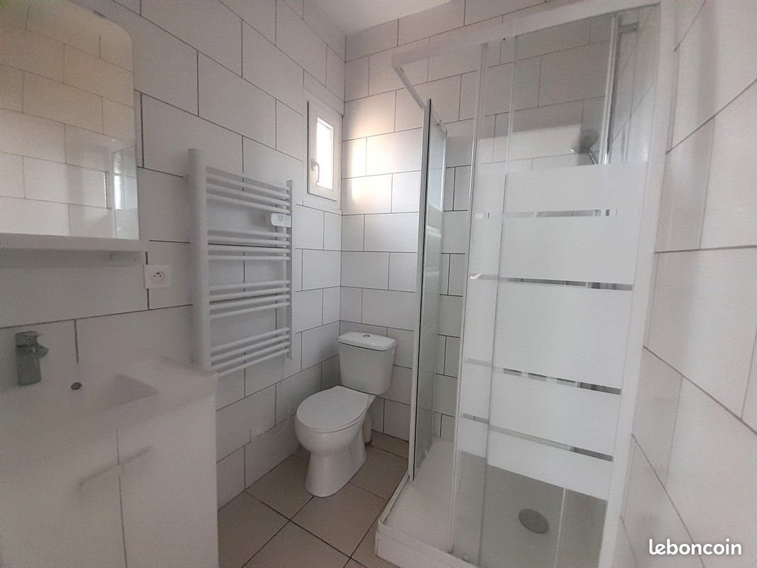 Appartement à louer, 58m², Mazan