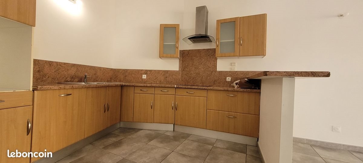 Appartement à louer, 65m², Marguerittes
