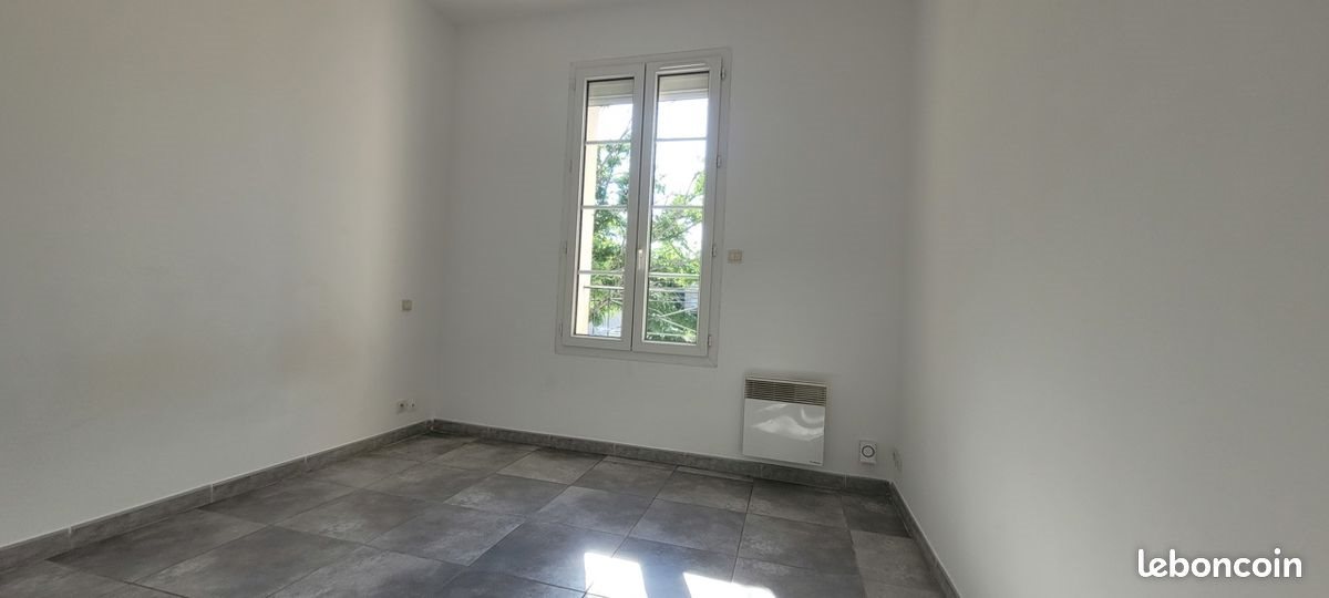 Appartement à louer, 65m², Marguerittes