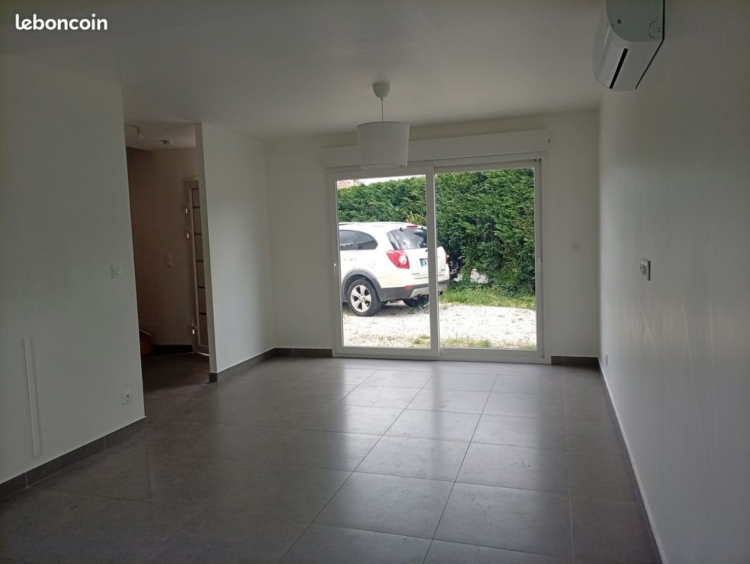 Appartement à louer, 92m², Pannes