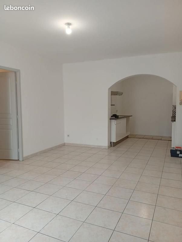 Appartement à louer, 64m², Puisserguier