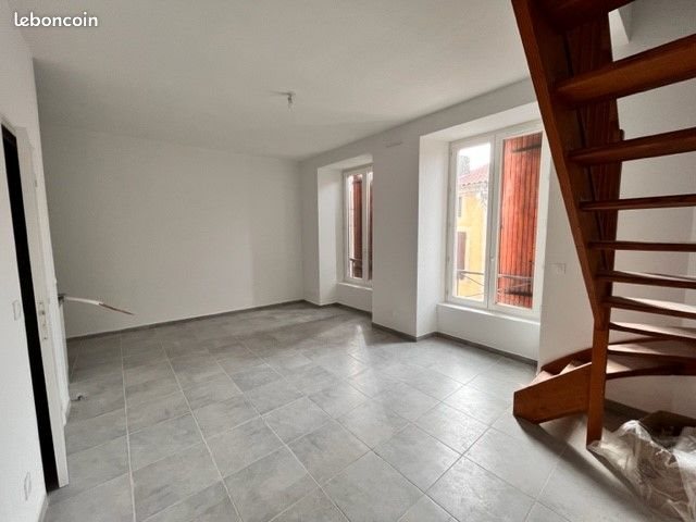 Appartement à louer, 52m², Monclar