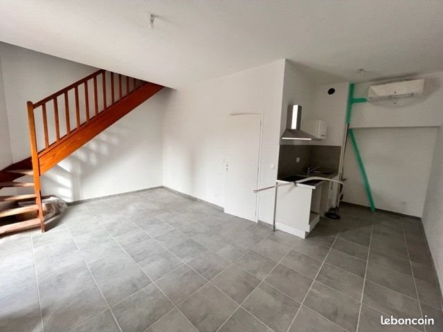 Appartement à louer, 52m², Monclar