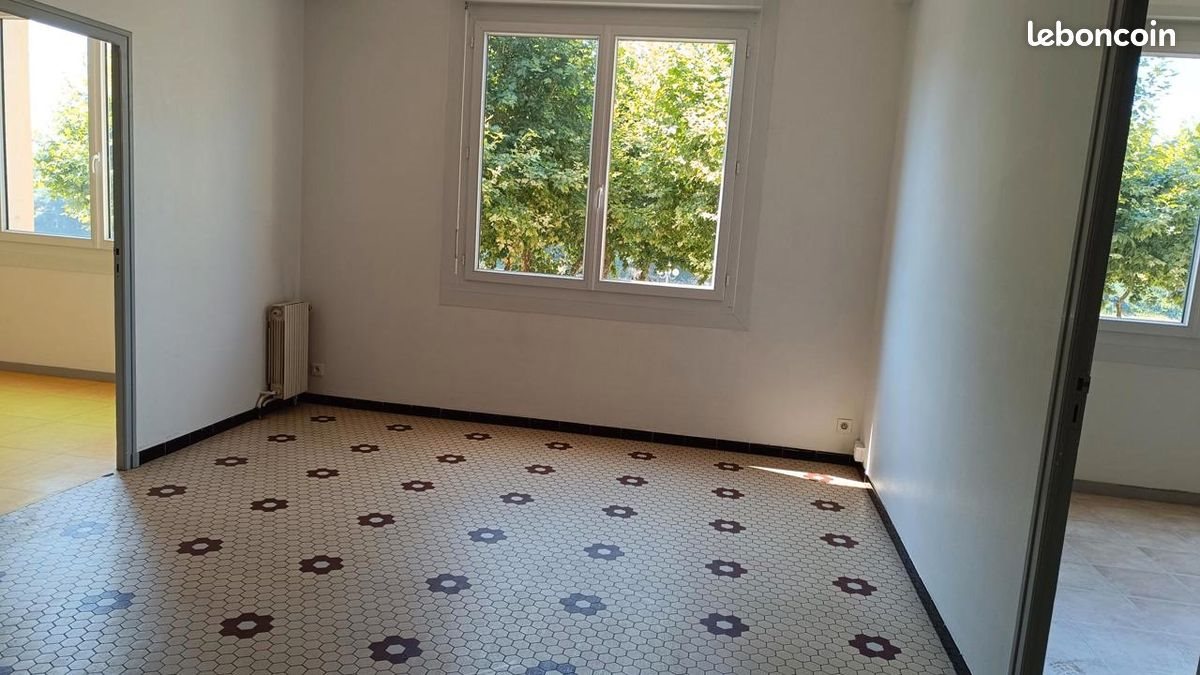 Appartement à louer, 71m², La Réole