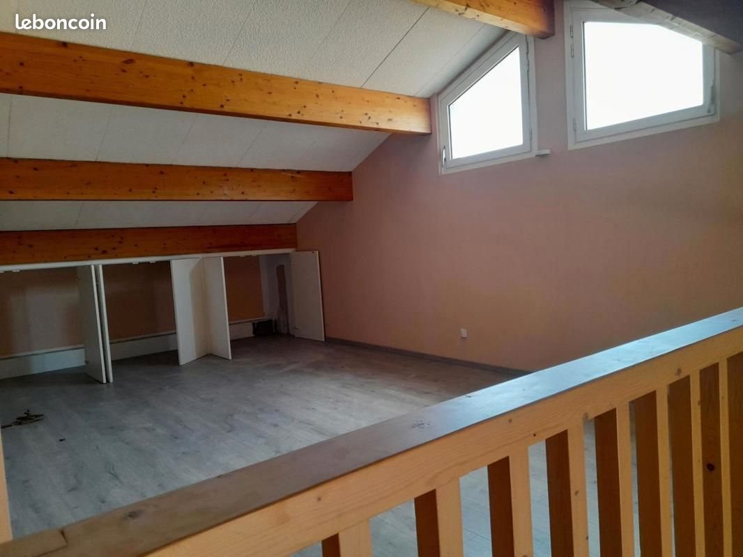 Appartement à louer, 81m², Saint-Girons
