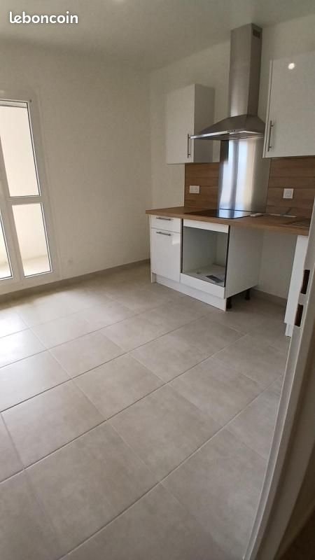 Appartement à louer, 54m², Les Bordes