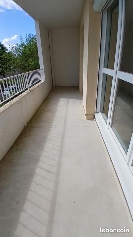 Appartement à louer, 54m², Les Bordes