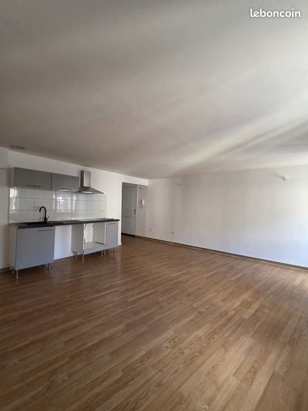 Appartement à louer, 57m², Cessenon-sur-Orb