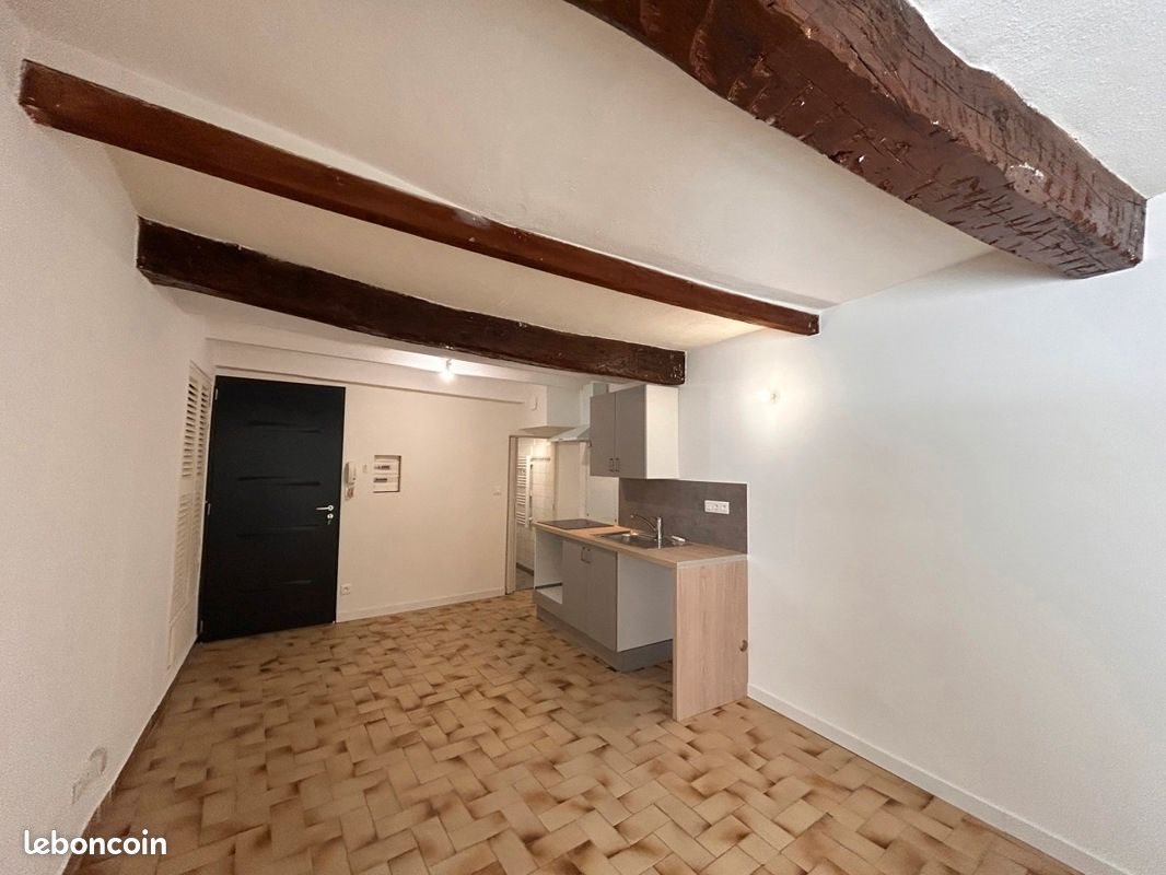 Appartement à louer, 25m², Carpentras