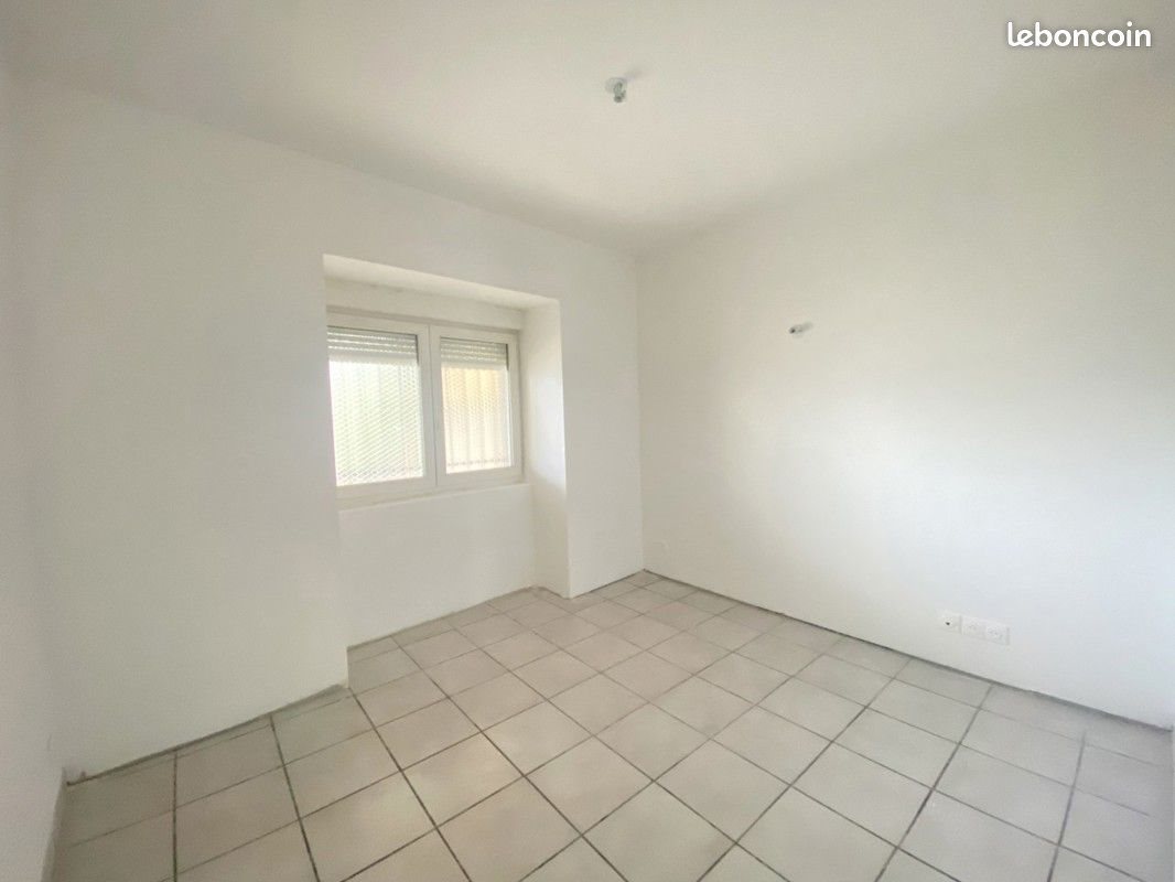 Appartement à louer, 59m², Saint-Amans-Soult