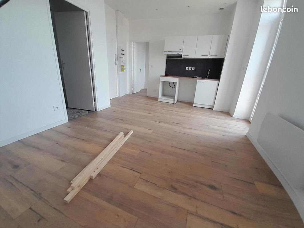Appartement à louer, 31m², Beaumont-de-Lomagne