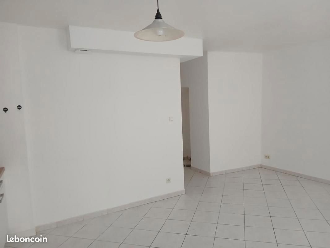 Appartement à louer, 61m², Saint-Girons