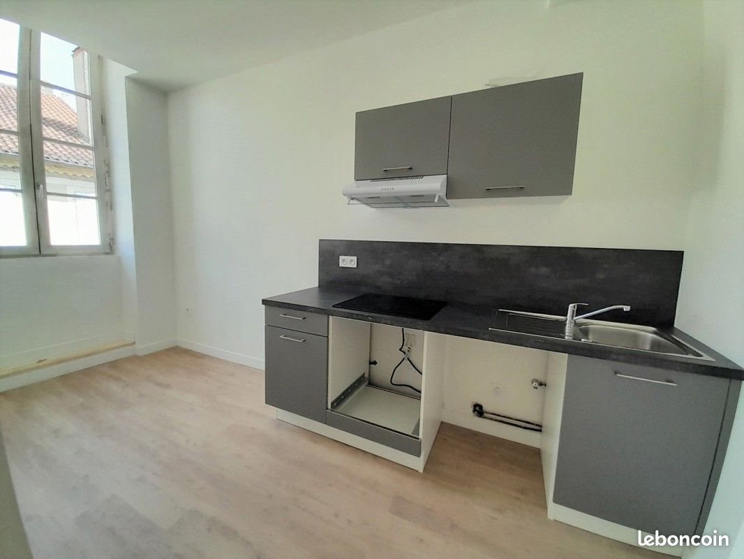 Appartement à louer, 79m², Masseube