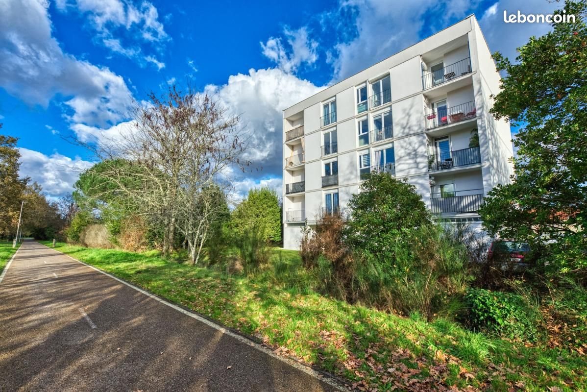 Appartement à vendre, 76m², Pessac