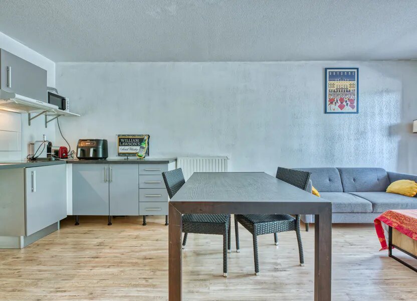 Appartement à vendre, 60m², Pessac