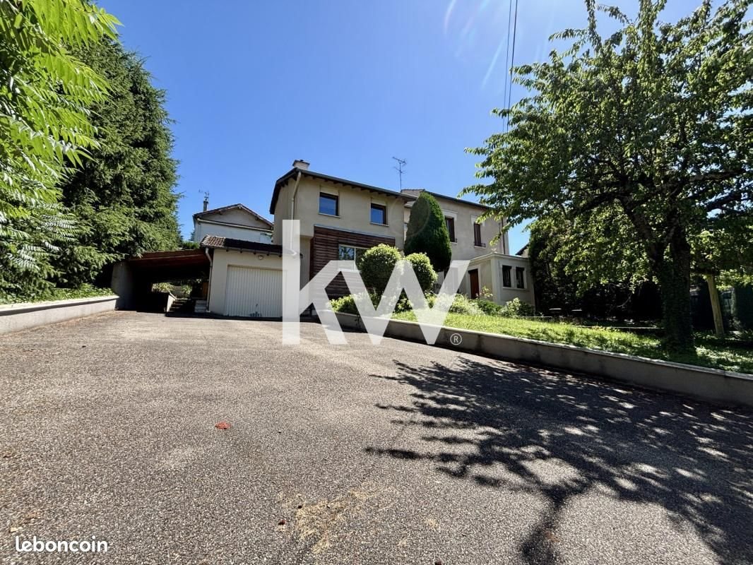Maison à vendre, 173m², Saint-Etienne