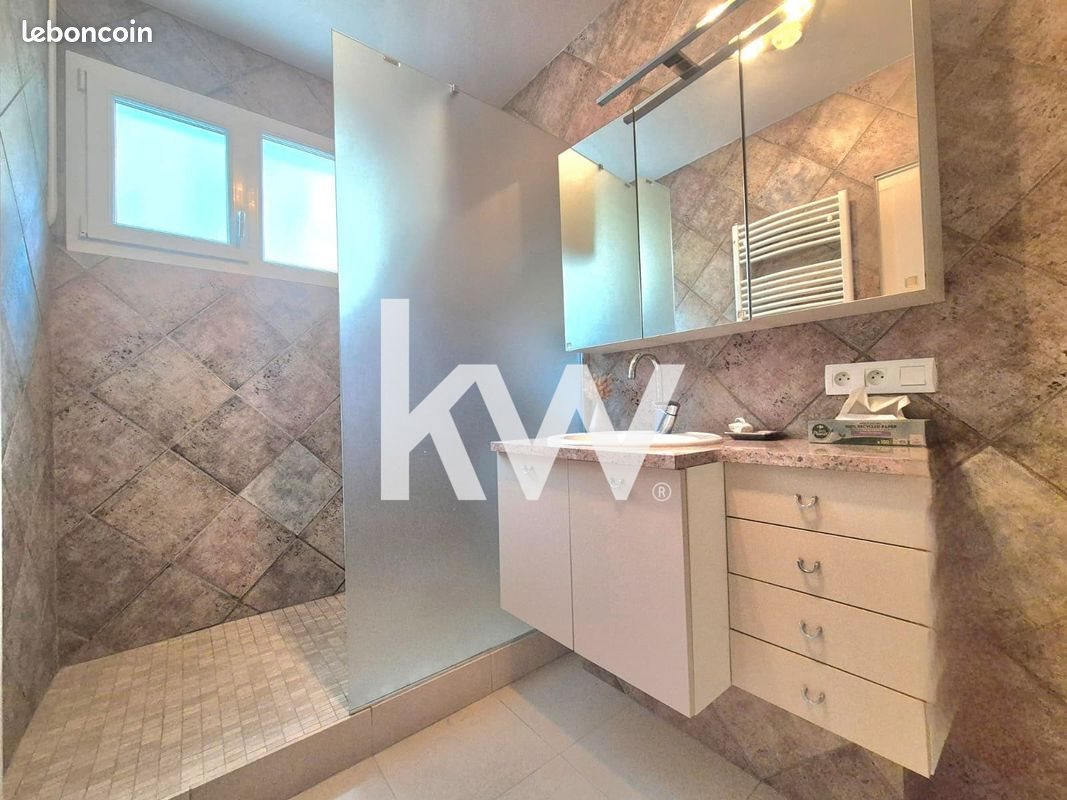 Maison à vendre, 224m², Dunières
