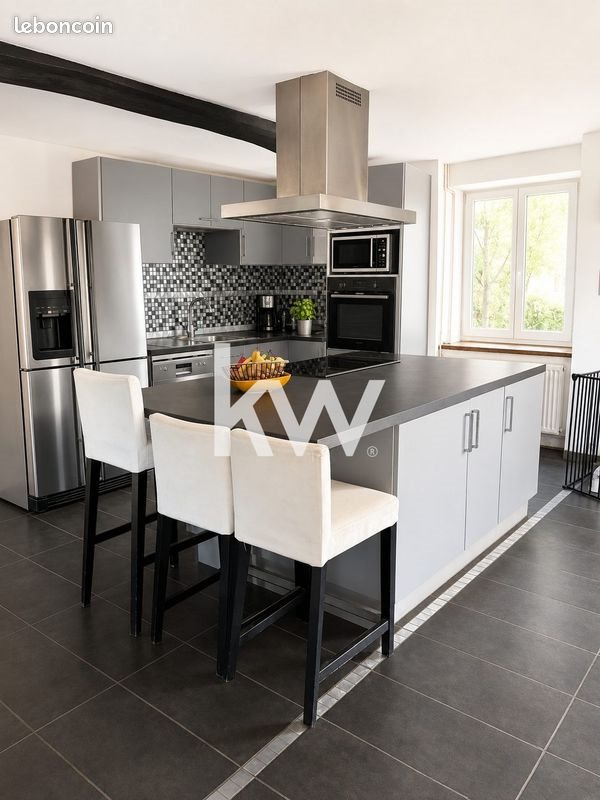 Maison à vendre, 145m², Bussières