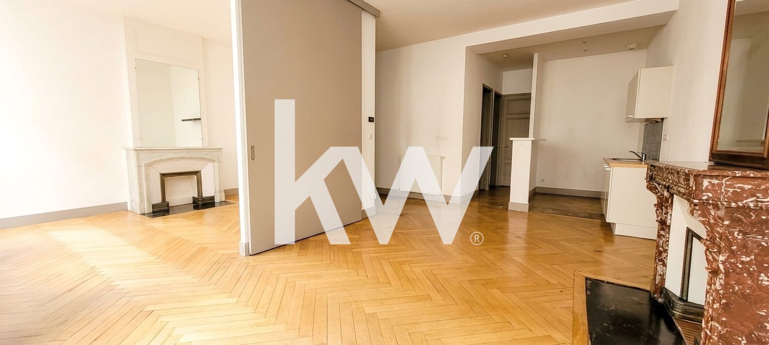 Appartement à vendre, 61m², Saint-Priest-en-Jarez