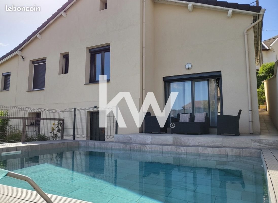 Maison à vendre, 123m², Saint-Etienne