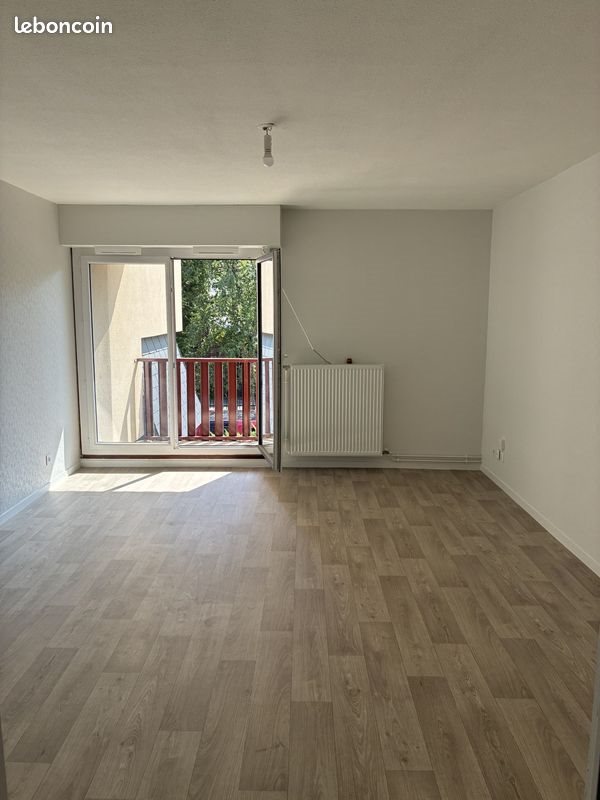 Appartement à louer, 66m², Laruns