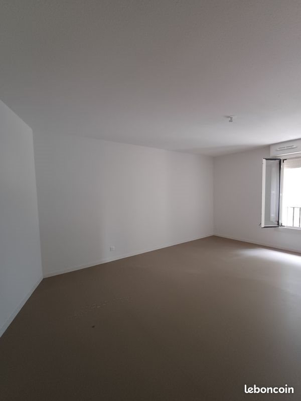 Appartement à louer, 71m², Mézin