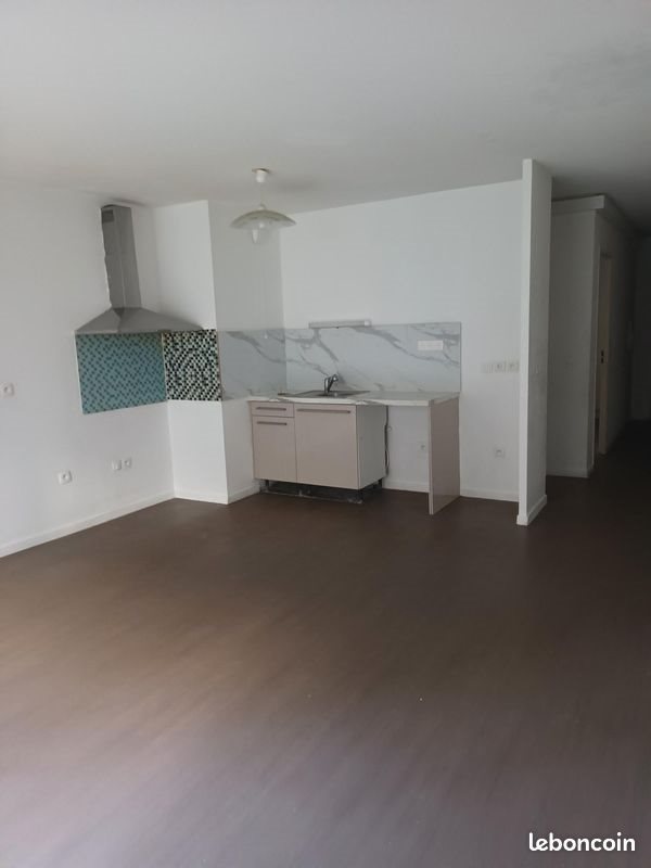 Appartement à louer, 66m², Bègles