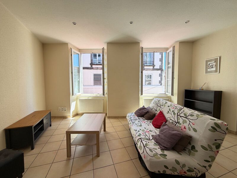 Appartement à louer, 44m², Aurillac