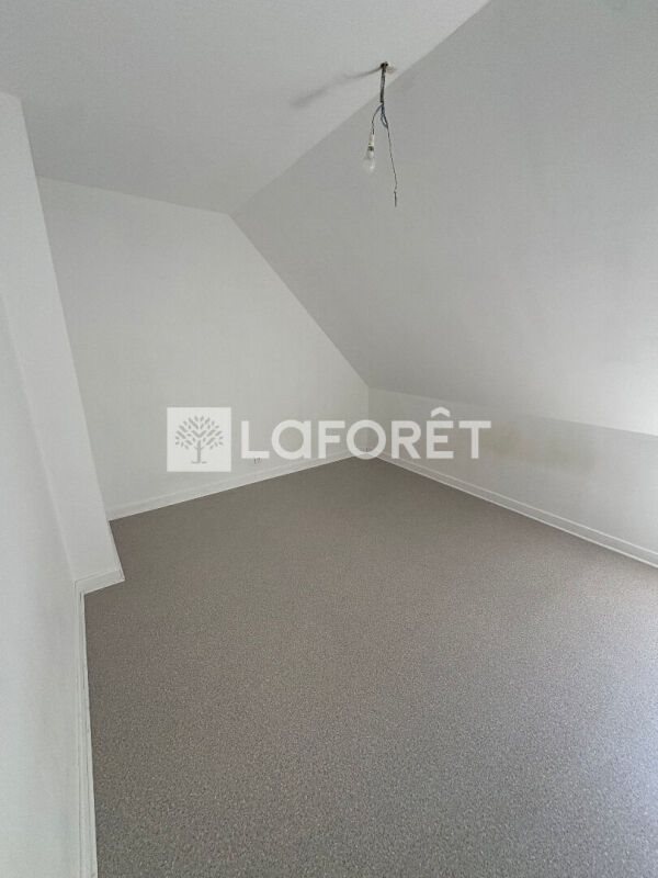 Appartement à louer, 61m², Riom-ès-Montagnes