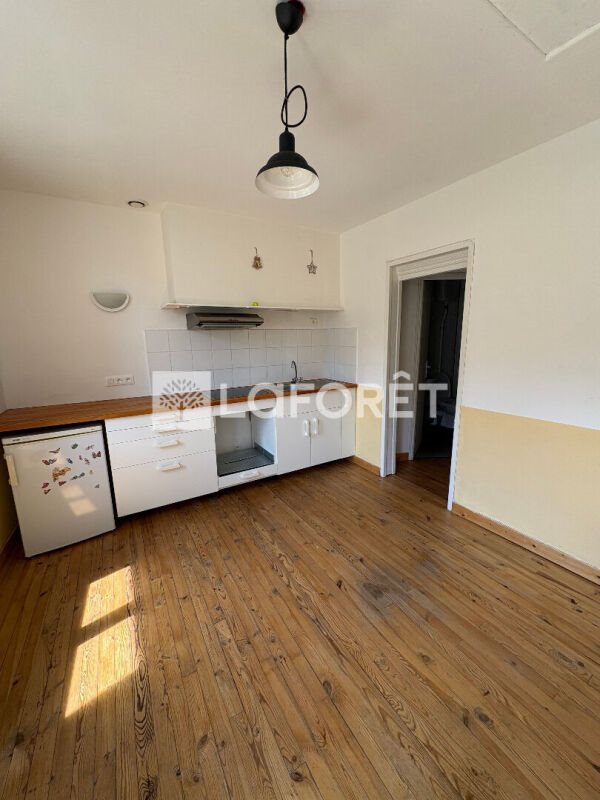 Appartement à louer, 28m², Riom-ès-Montagnes