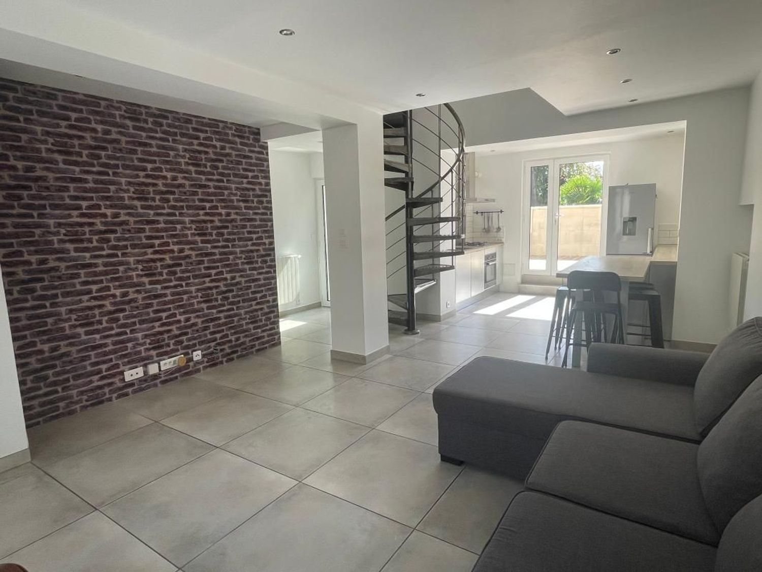 Appartement à louer, 83m², Floirac