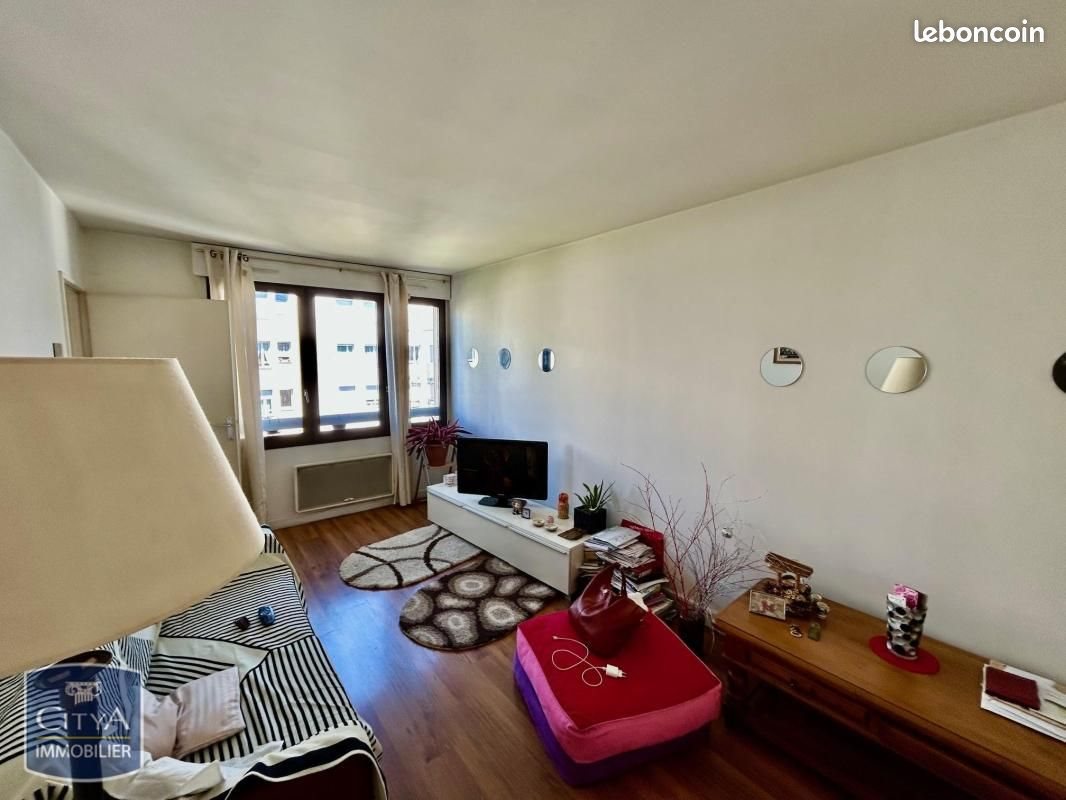 Appartement à vendre, 24m², Saint-Maurice