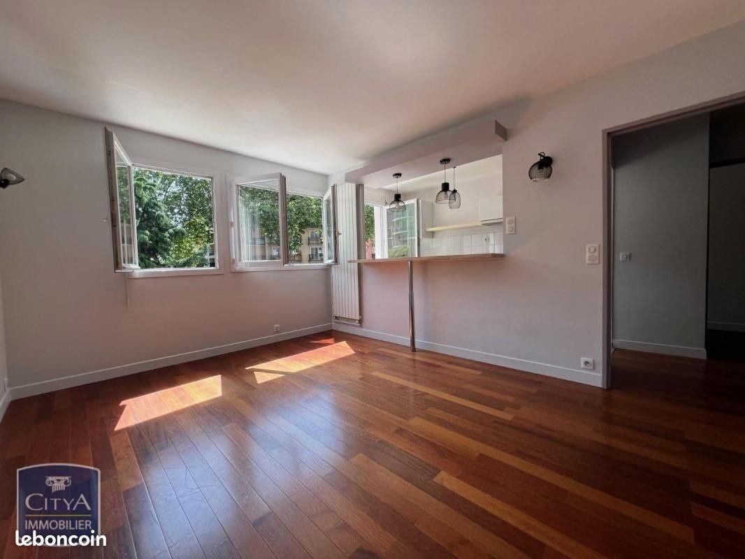 Appartement à louer, 44m², Saint-Maurice