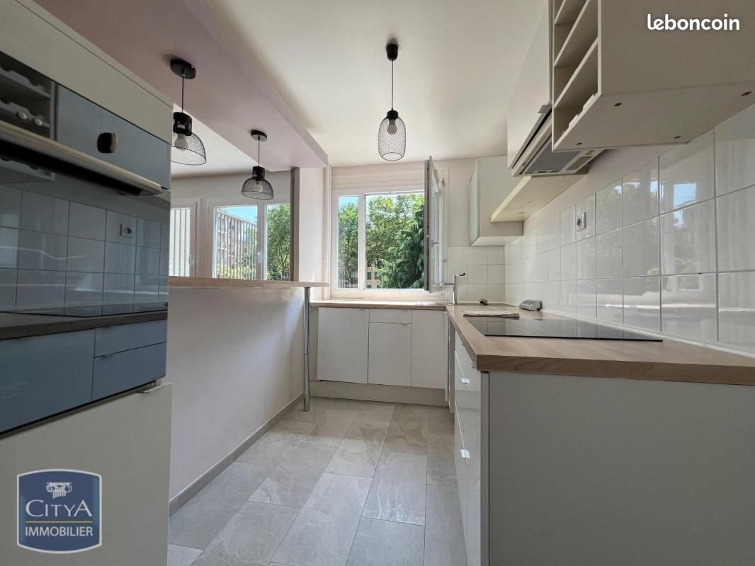 Appartement à louer, 44m², Saint-Maurice