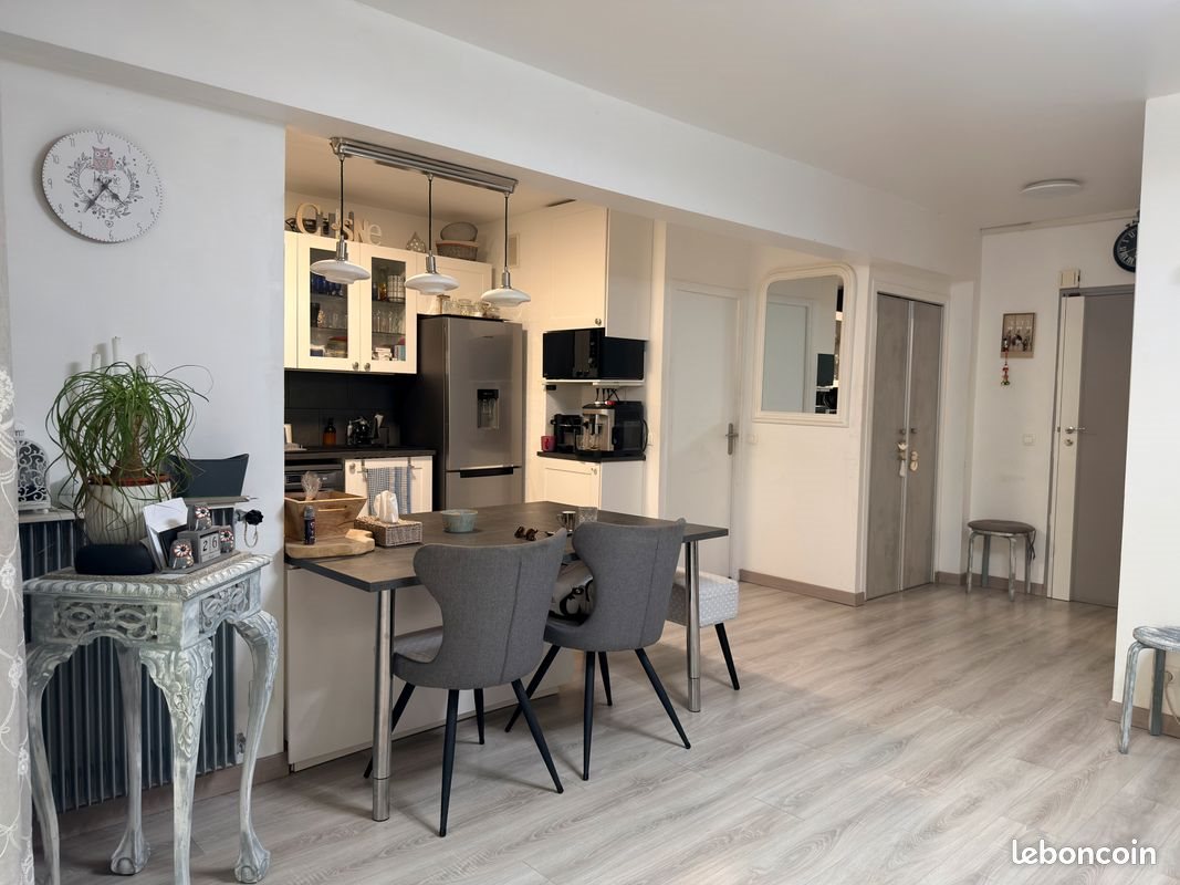Appartement à louer, 79m², Marseille 9ème