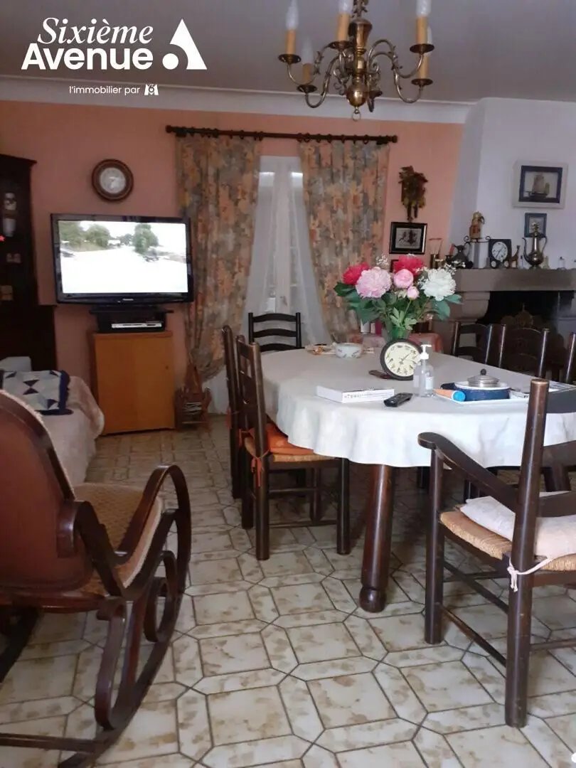 Maison à vendre, 265m², Confort-Meilars
